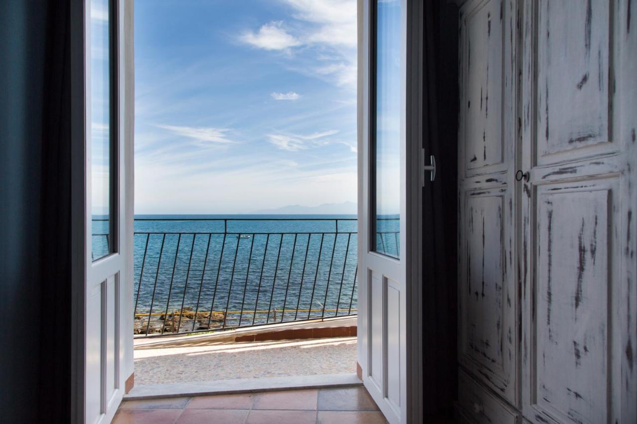Bed and Breakfast Nereidi Санта-Флавія Екстер'єр фото